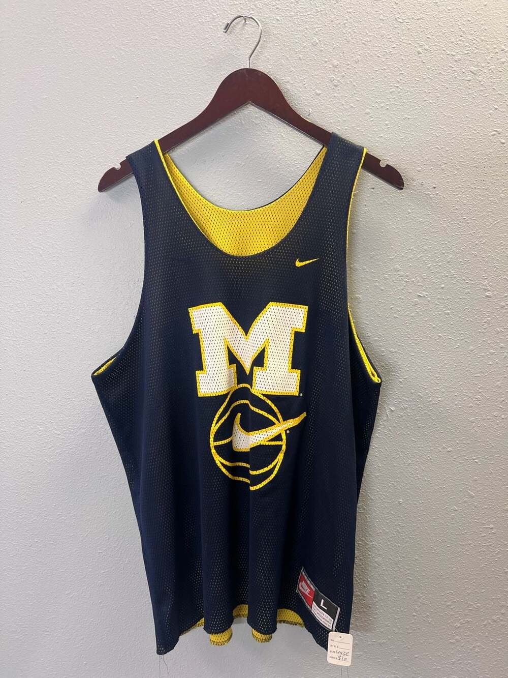 Vintage Nike Team Sports Michigan Wolverines Reversible Mesh Jersey Large 0445